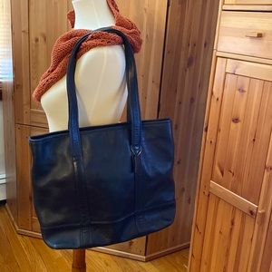 Vintage Coach smooth leather tote bag.